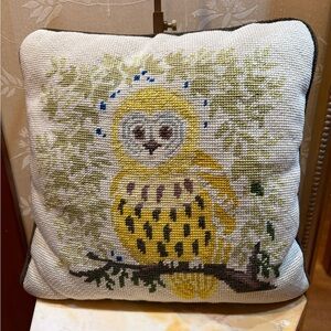 Vintage Needlepoint Owl 🦉 Pillow with Velvet Backing